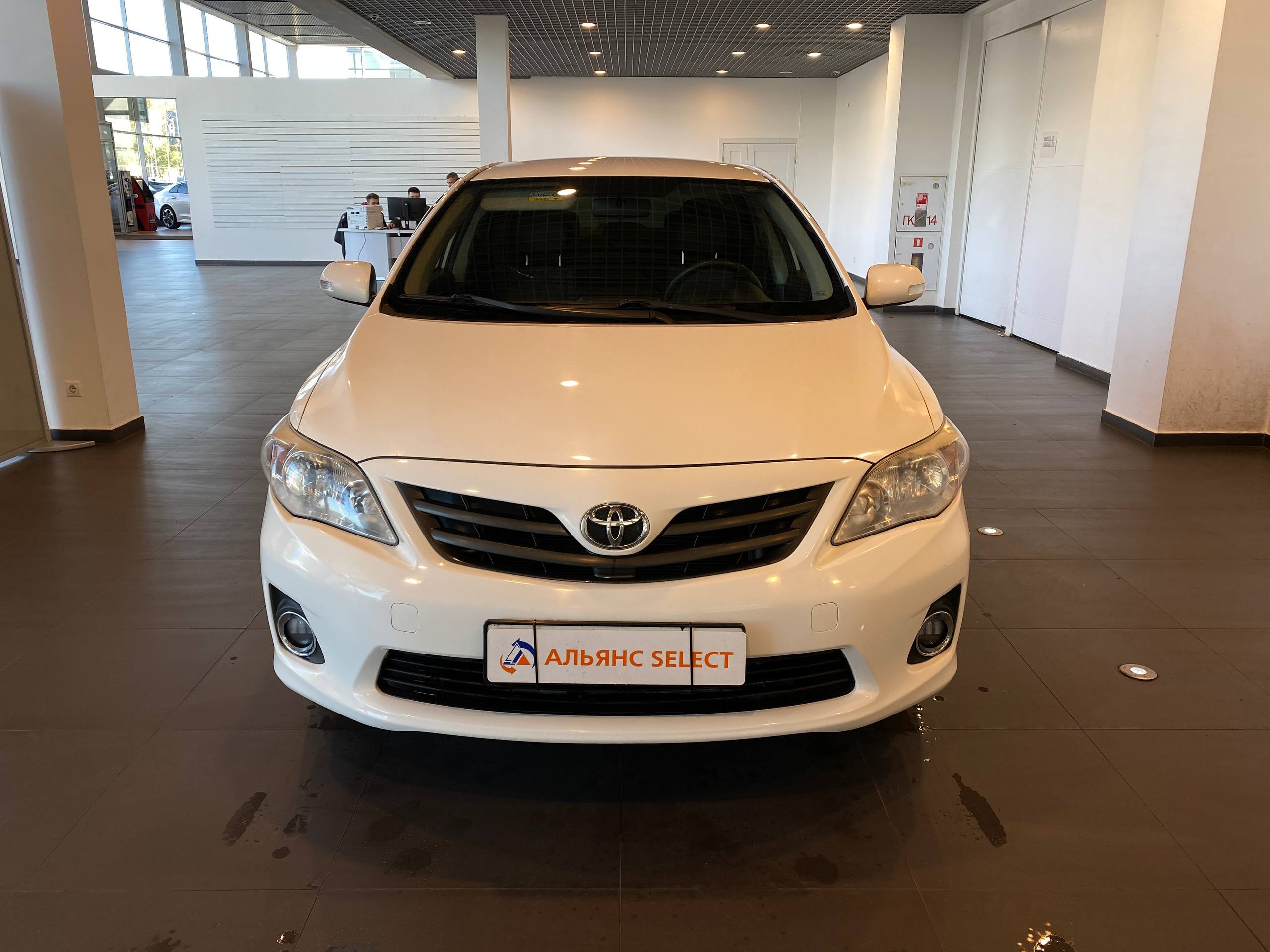 TOYOTA COROLLA