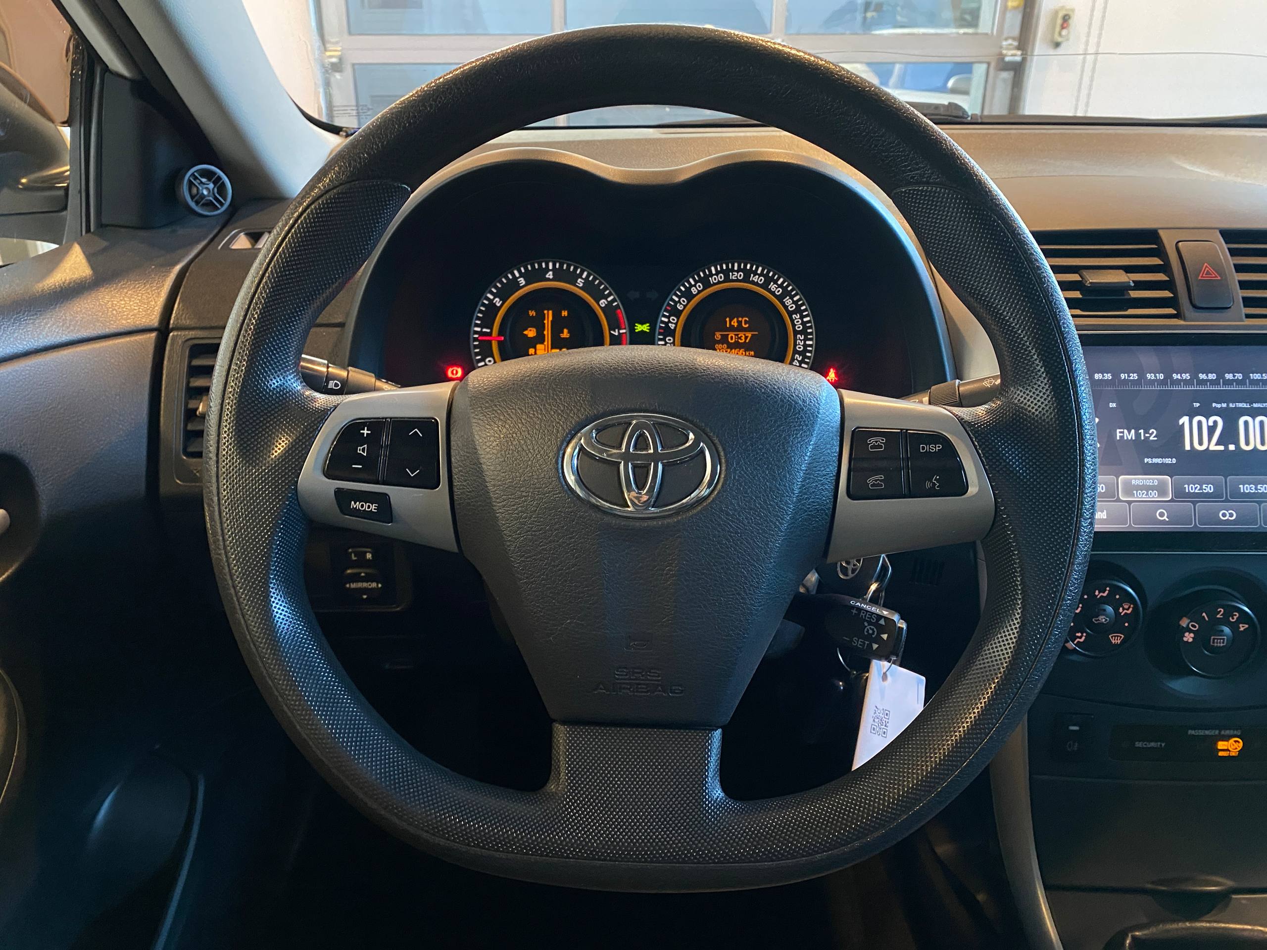 TOYOTA COROLLA