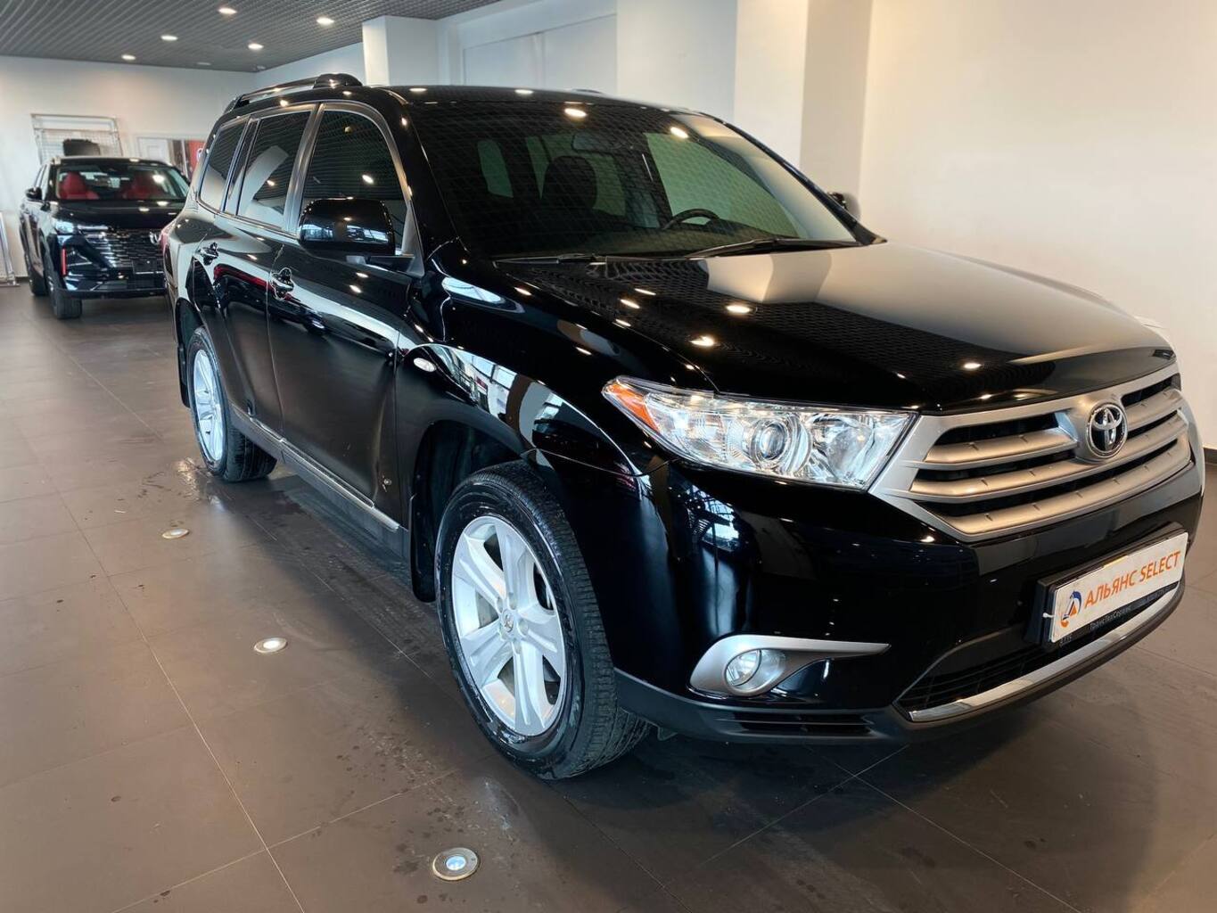 TOYOTA HIGHLANDER