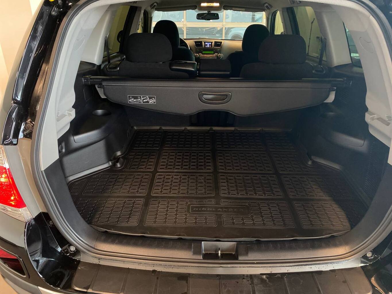 TOYOTA HIGHLANDER