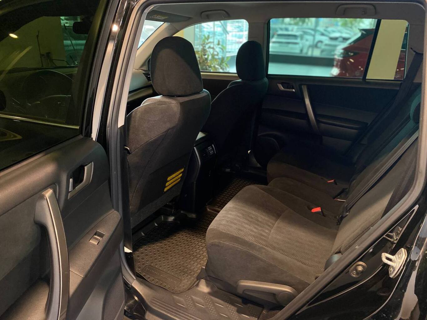 TOYOTA HIGHLANDER
