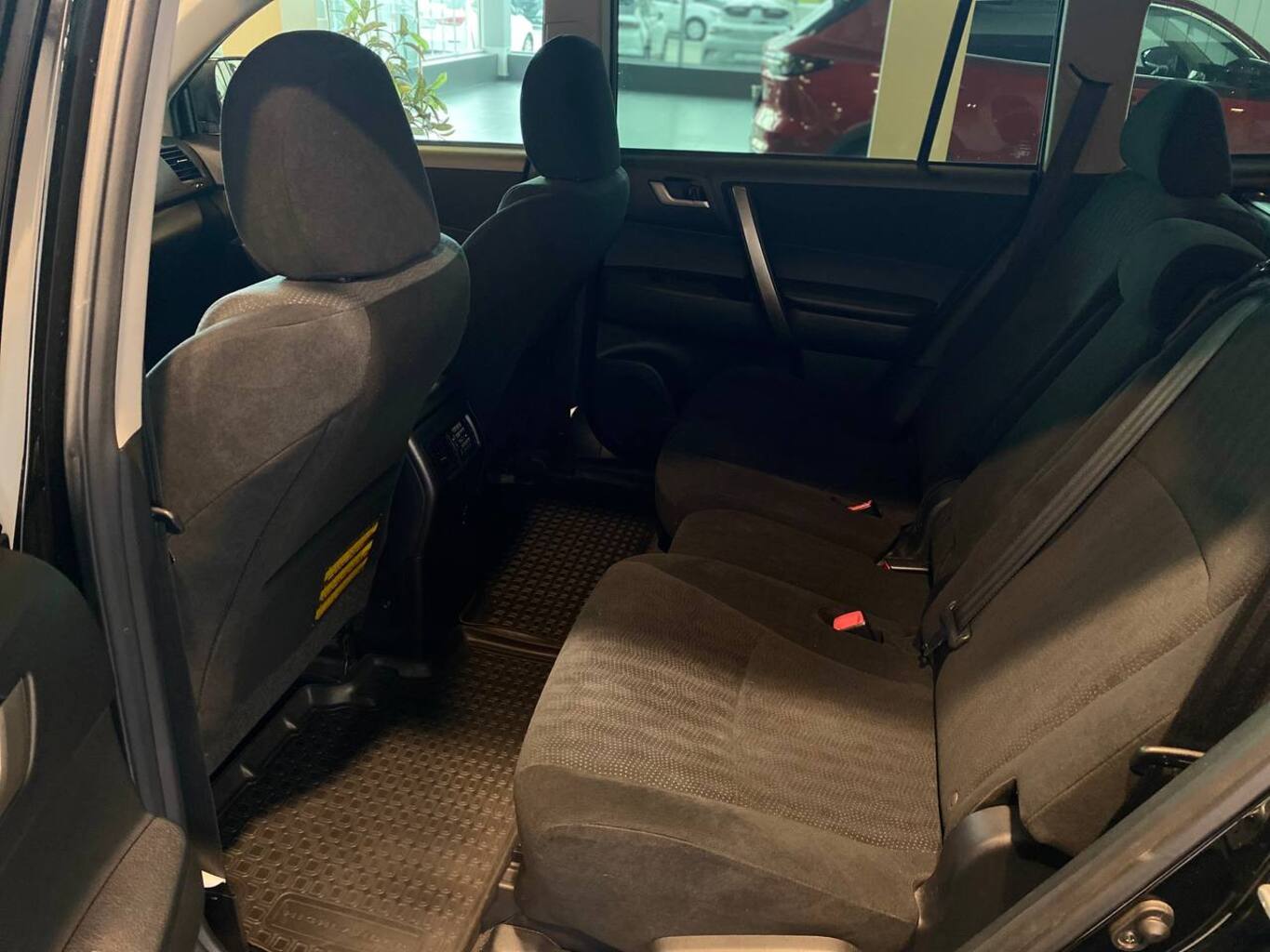 TOYOTA HIGHLANDER