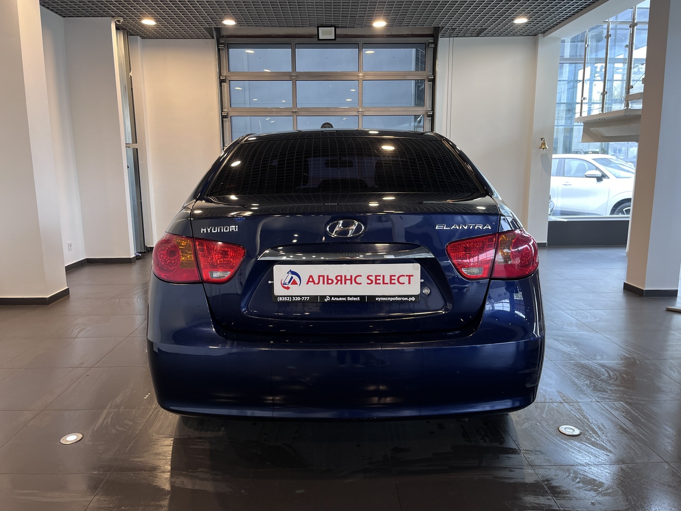 HYUNDAI ELANTRA