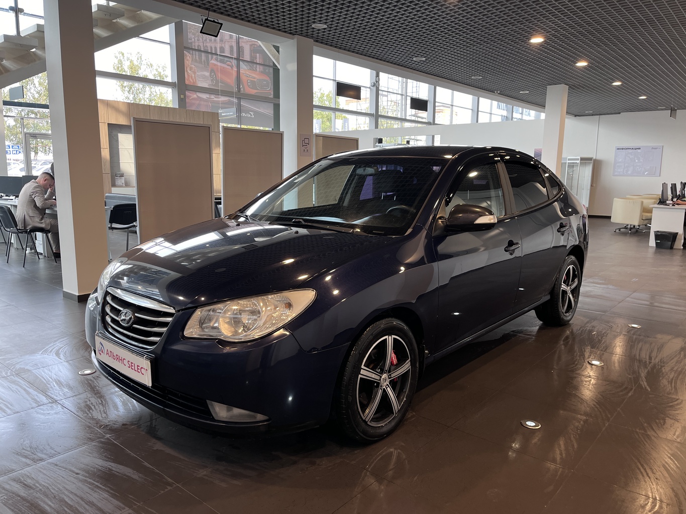 HYUNDAI ELANTRA