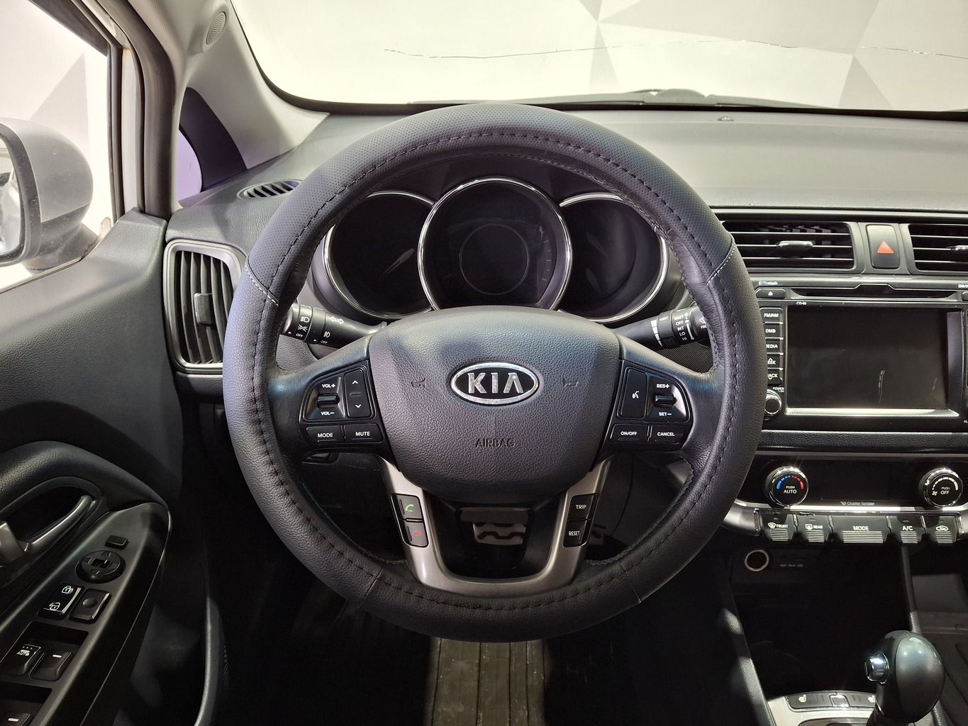 KIA PRIDE