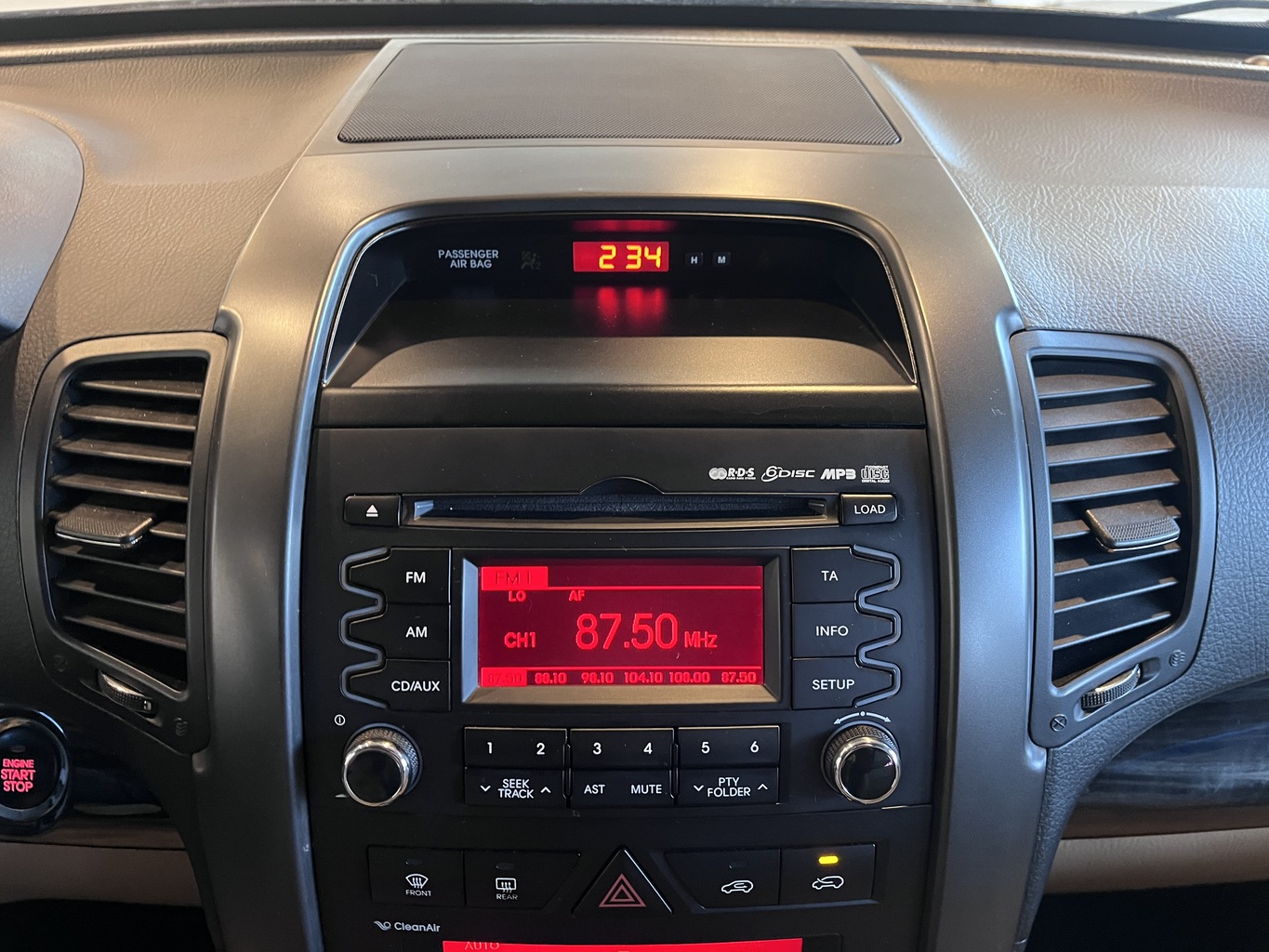 KIA SORENTO