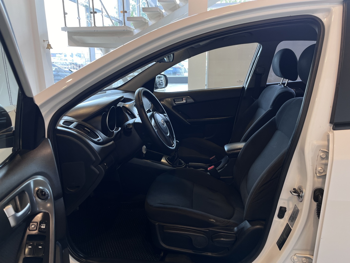 KIA CERATO