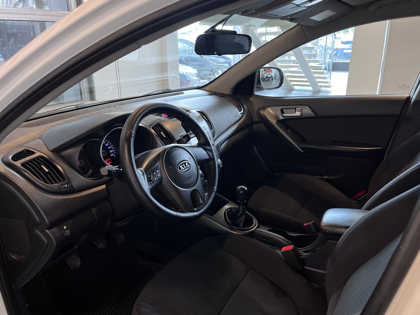 KIA CERATO