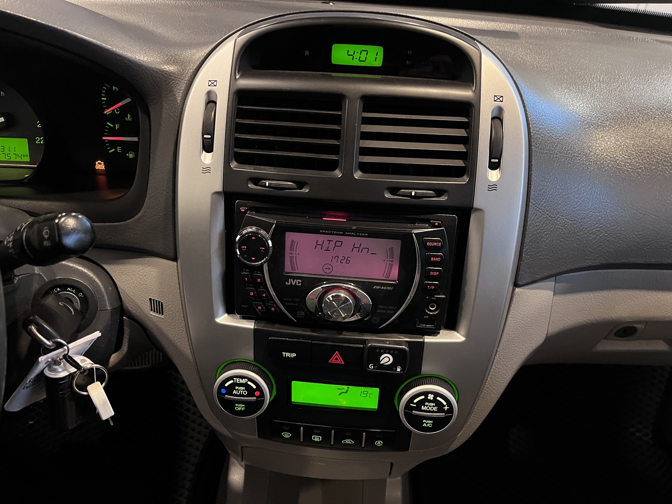 KIA CERATO