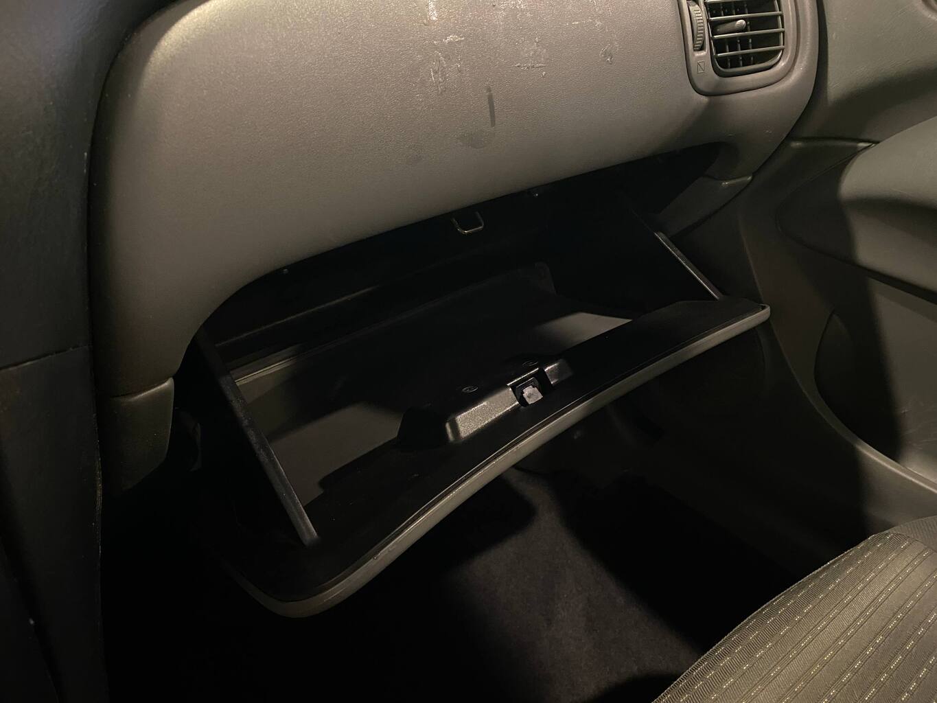 NISSAN ALMERA CLASSIC