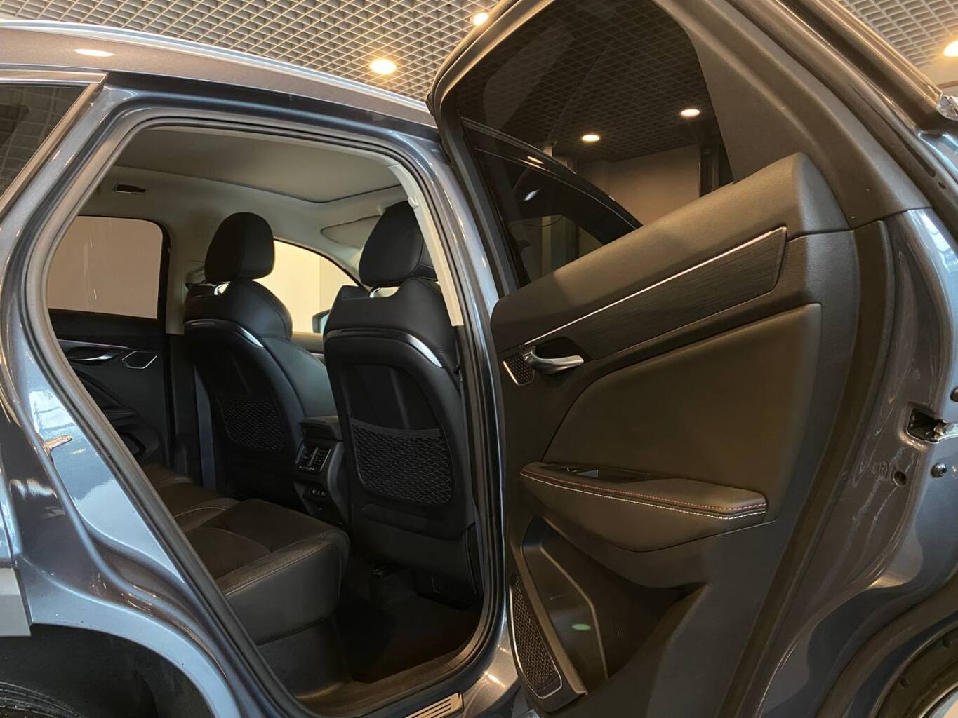 GEELY TUGELLA J1-FL