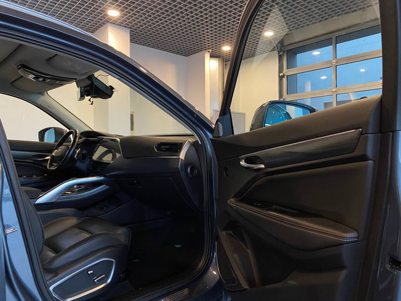 GEELY TUGELLA J1-FL