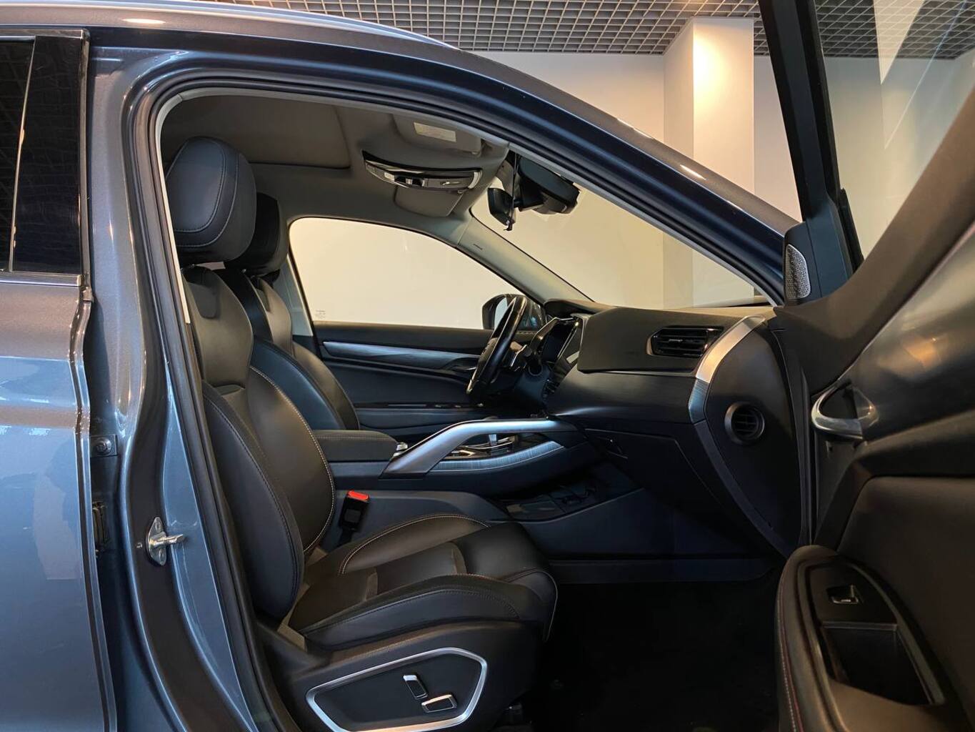 GEELY TUGELLA J1-FL