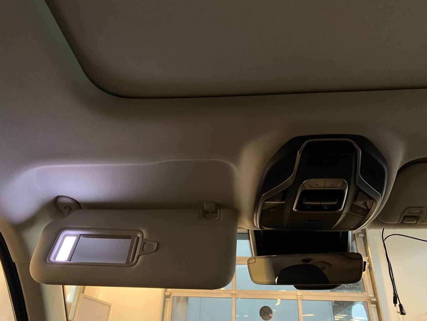 GEELY TUGELLA J1-FL