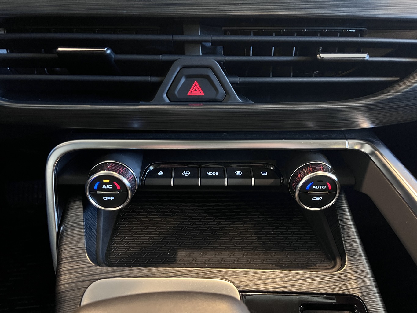 GEELY TUGELLA (FY11)