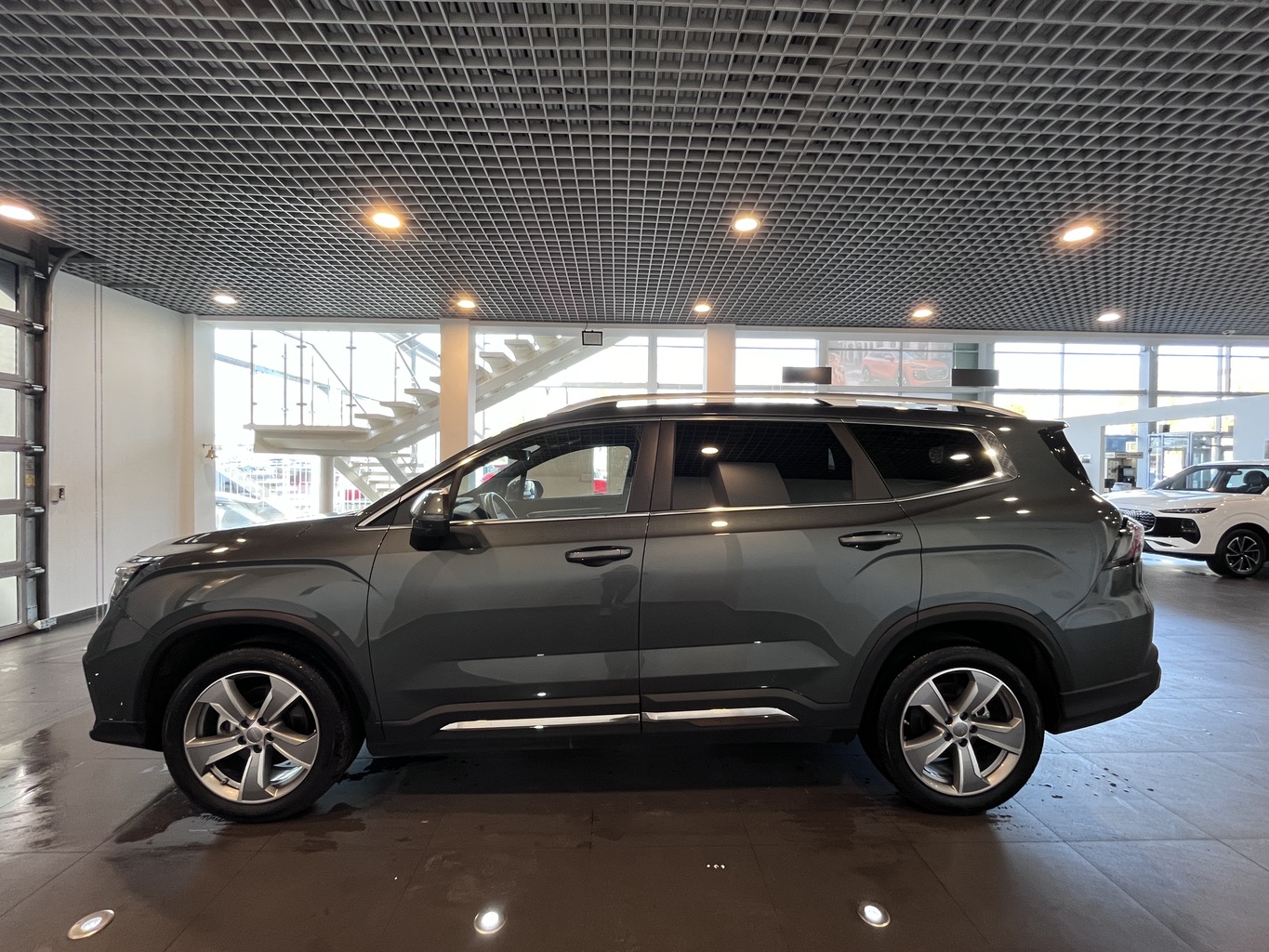 GEELY OKAVANGO (VX11)