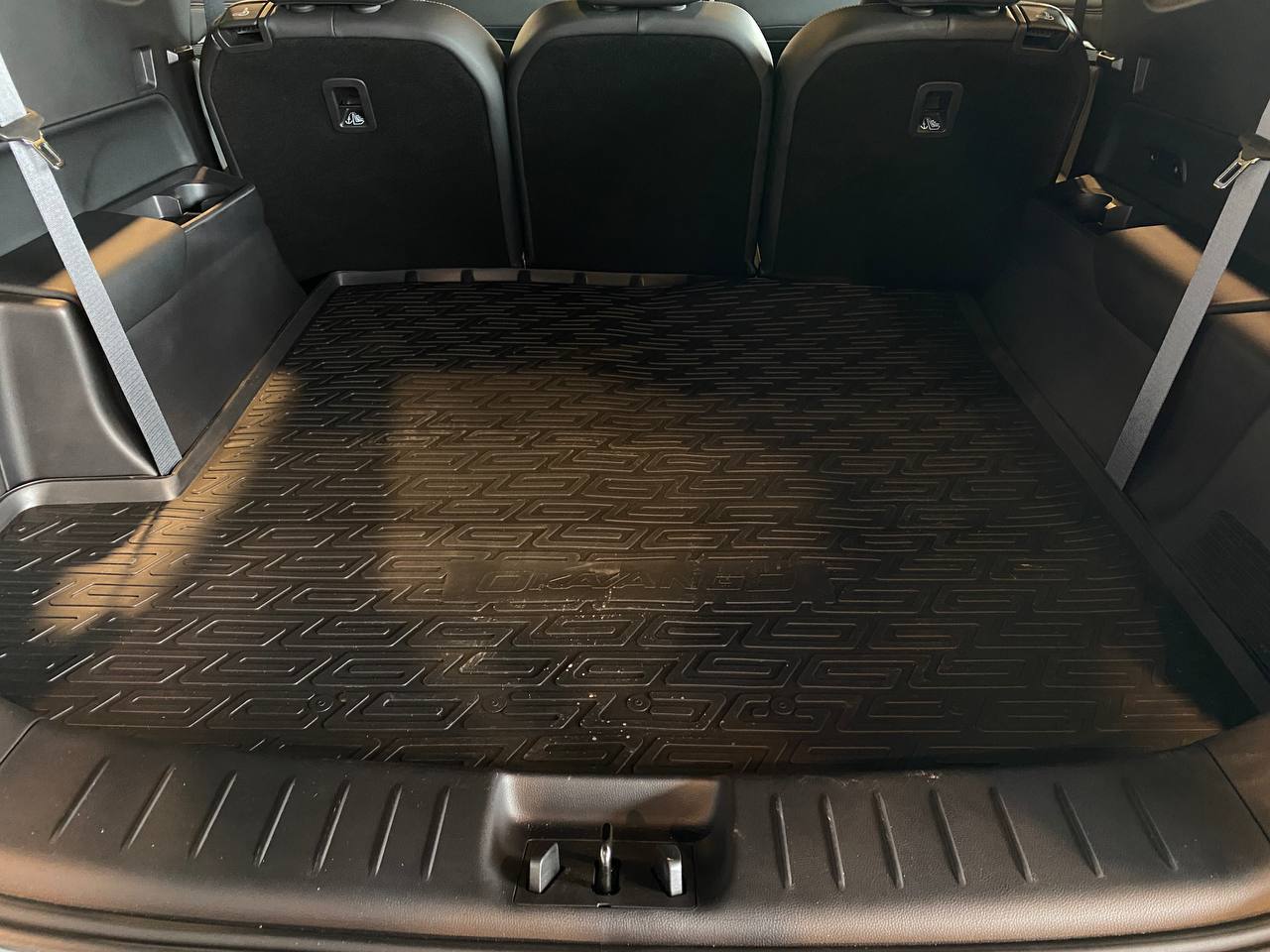 GEELY OKAVANGO (VX11)