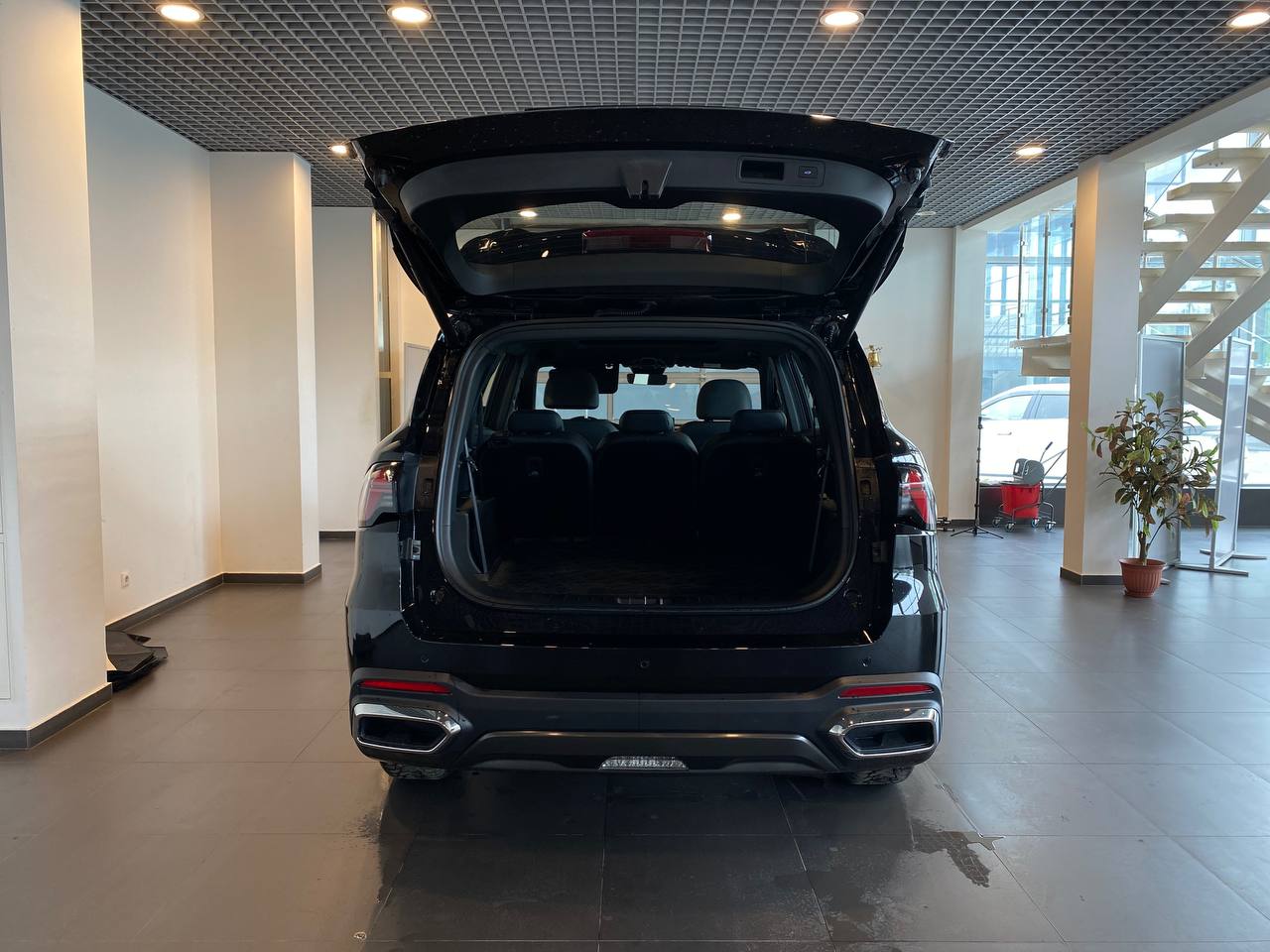 GEELY OKAVANGO (VX11)