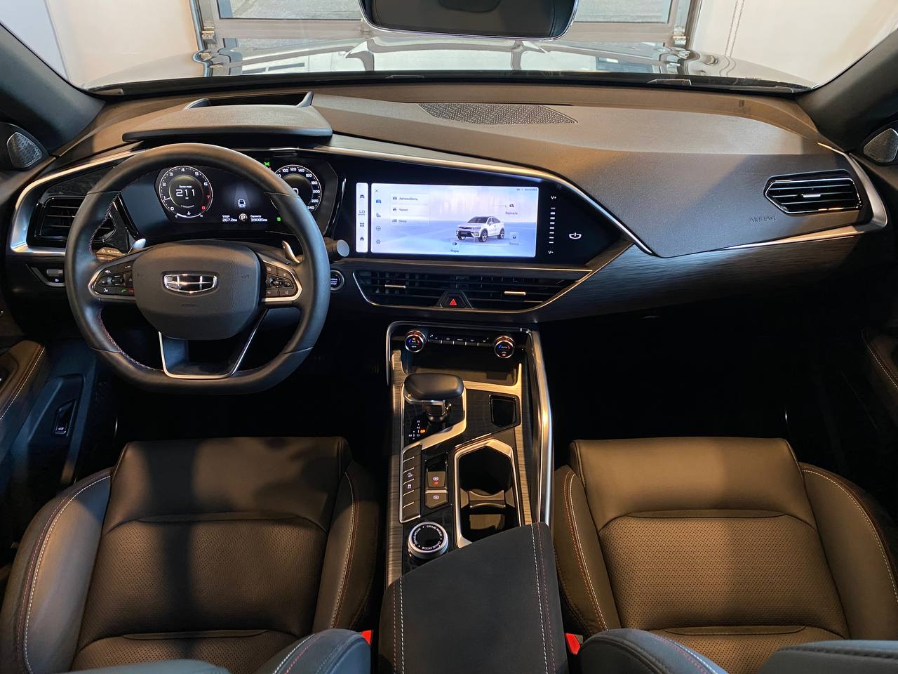 GEELY TUGELLA J1-FL