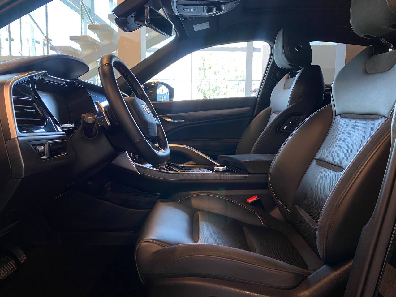 GEELY TUGELLA J1-FL