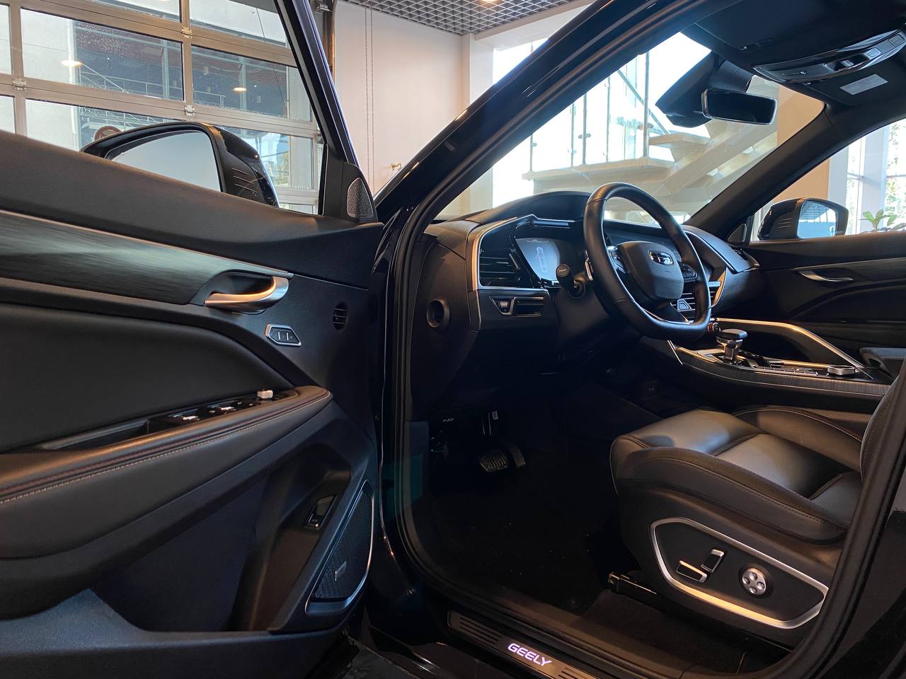 GEELY TUGELLA J1-FL