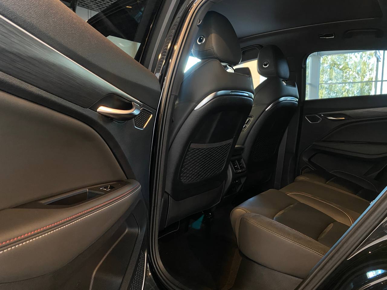 GEELY TUGELLA J1-FL