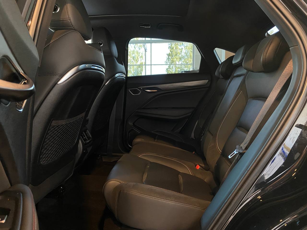 GEELY TUGELLA J1-FL