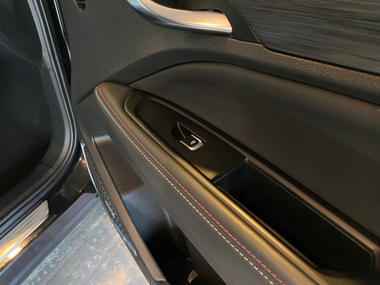 GEELY TUGELLA J1-FL