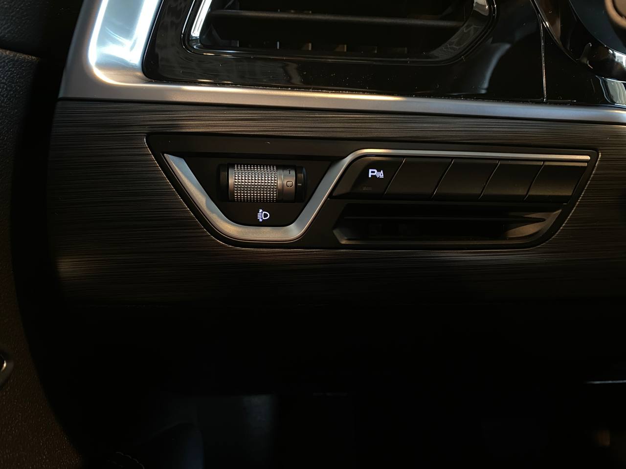 GEELY TUGELLA J1-FL