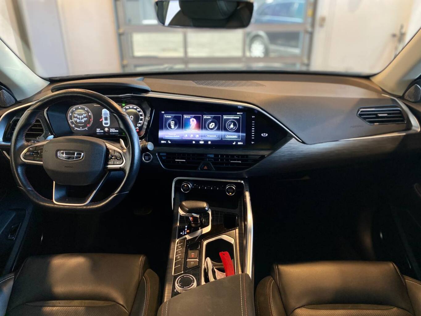GEELY TUGELLA