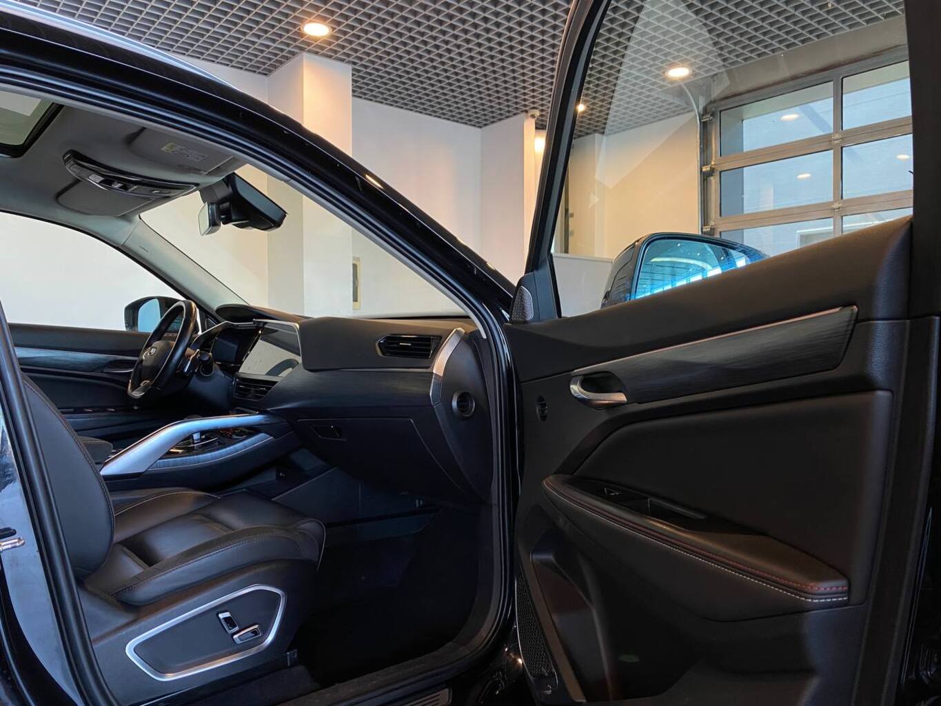 GEELY TUGELLA