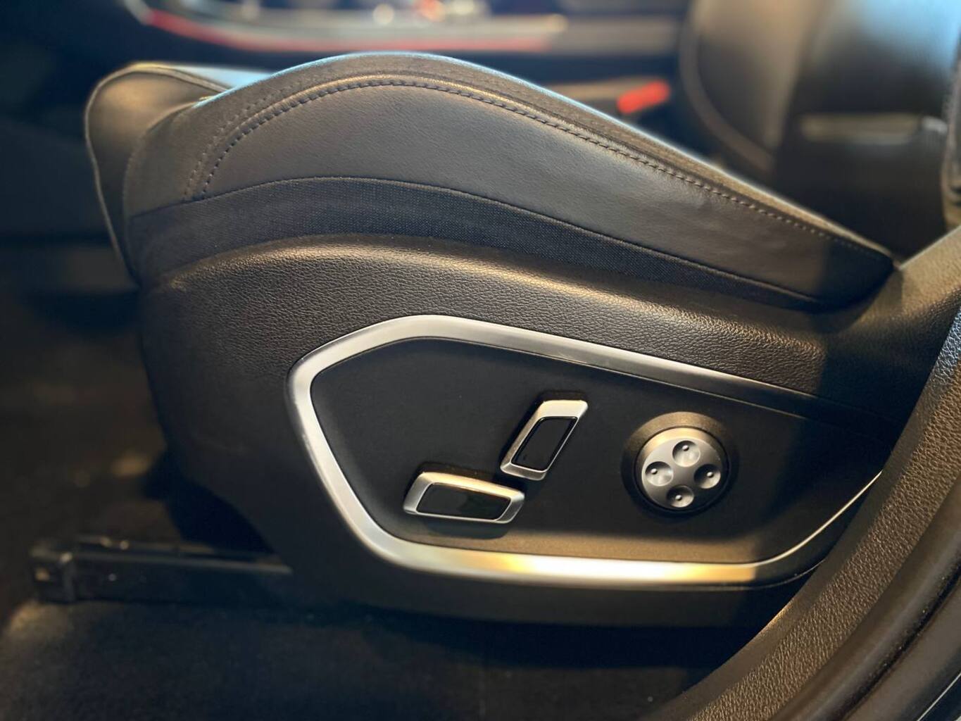 GEELY TUGELLA