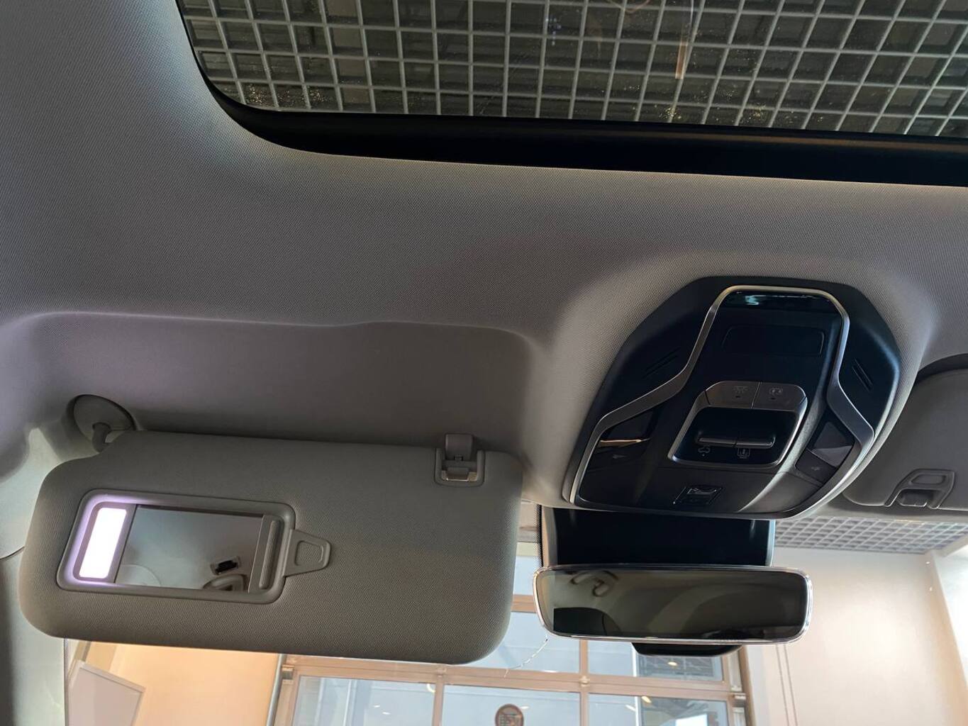 GEELY TUGELLA