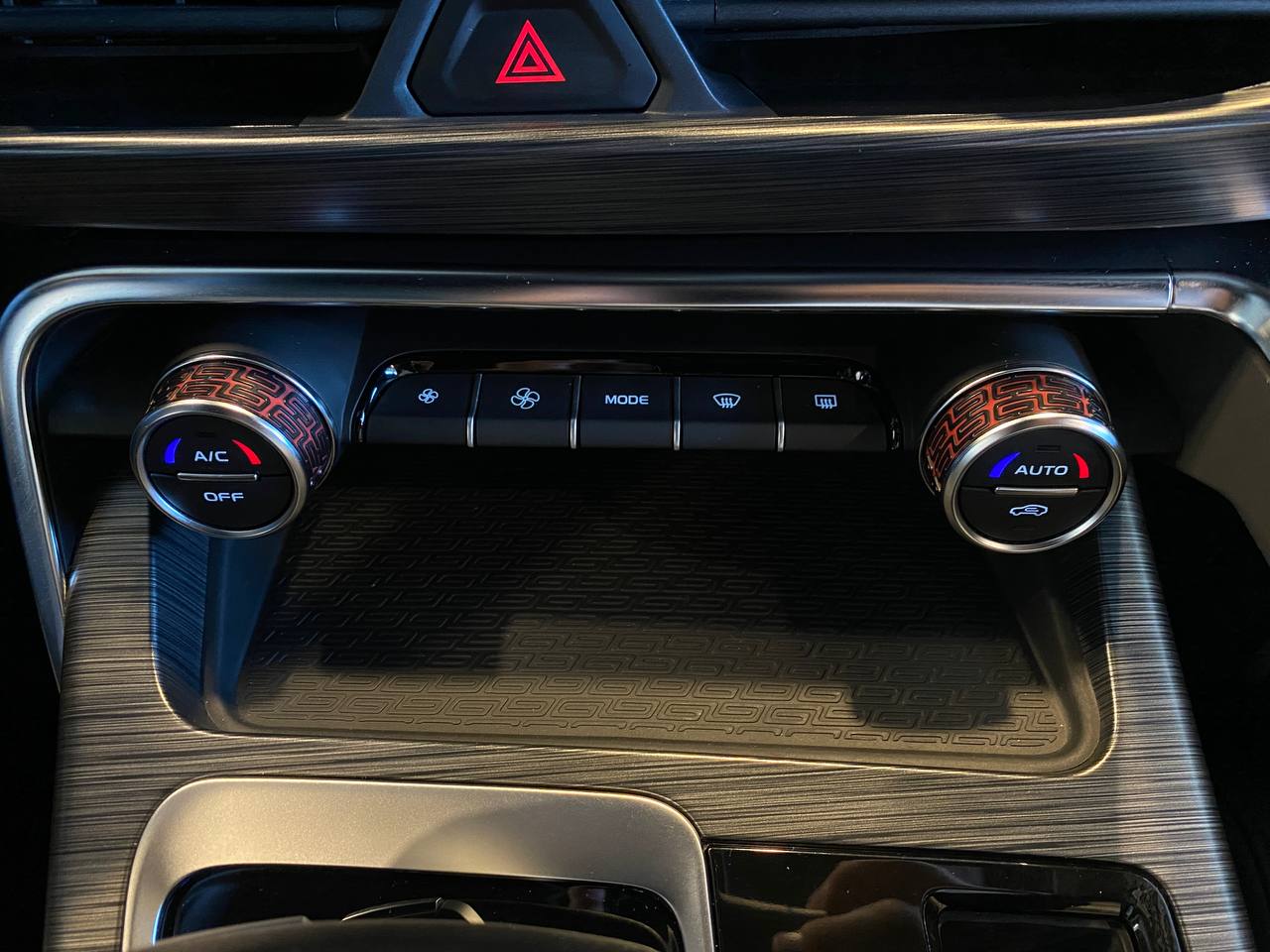 GEELY TUGELLA J1-FL