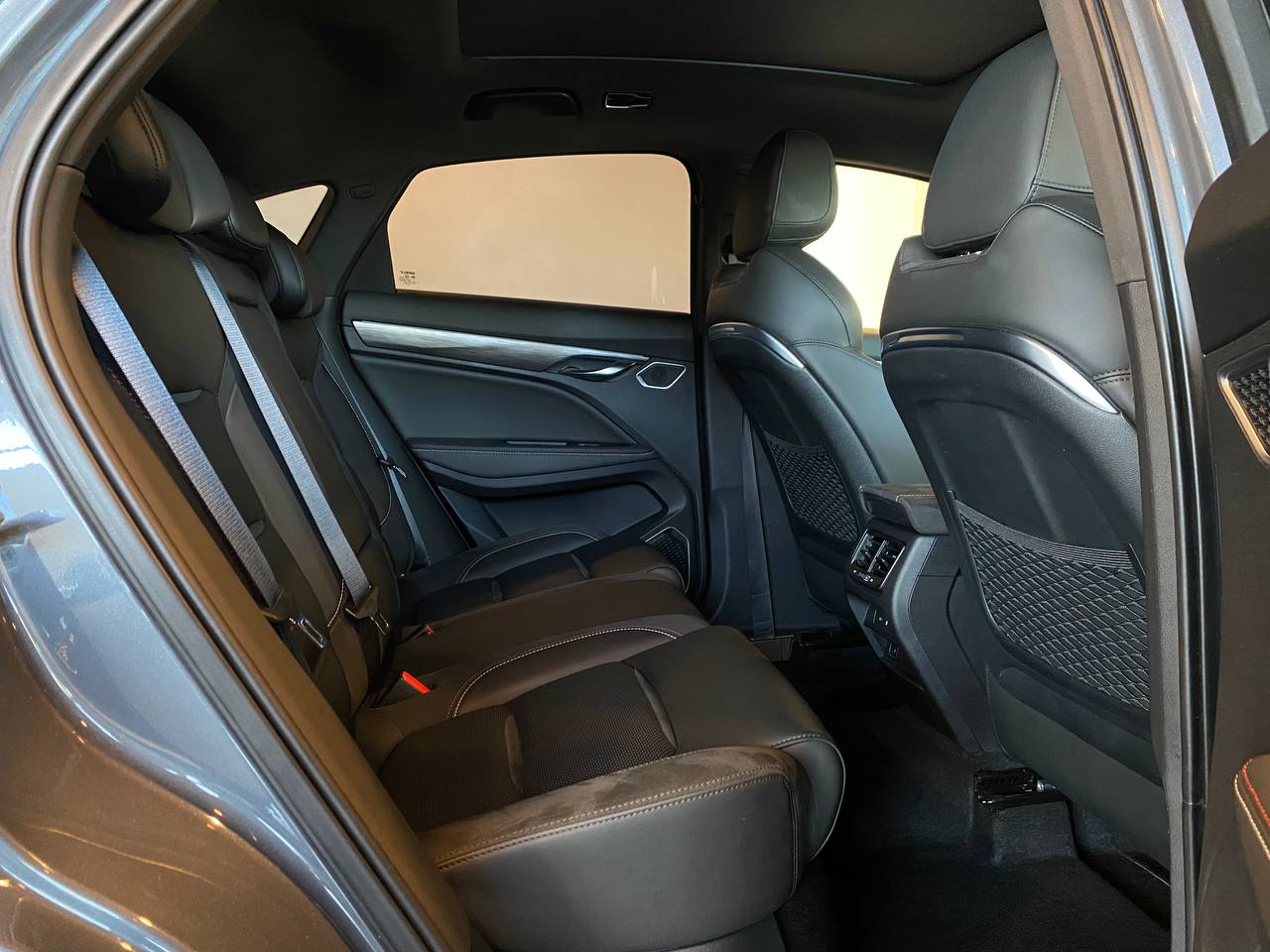 GEELY TUGELLA J1-FL