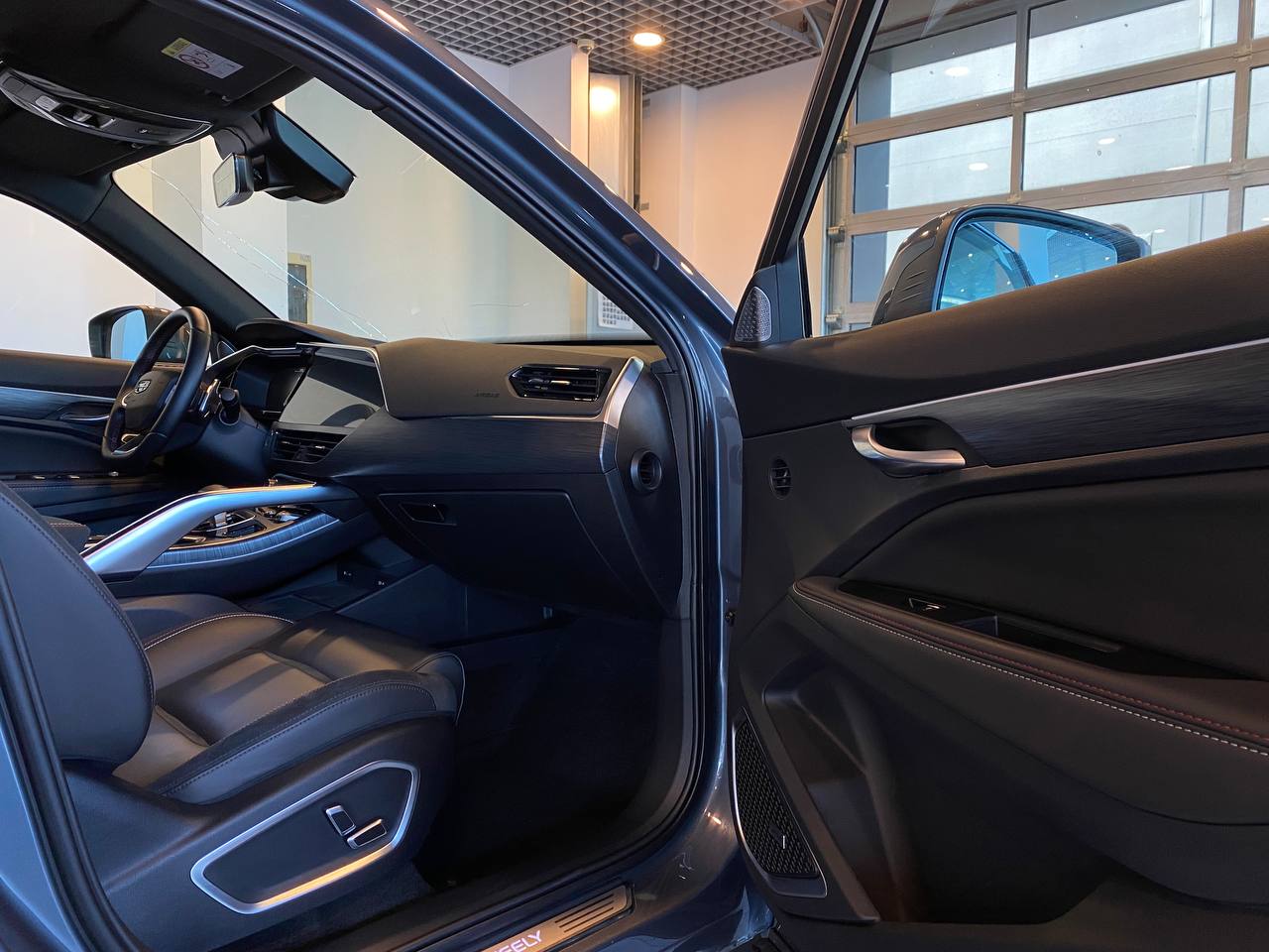 GEELY TUGELLA J1-FL