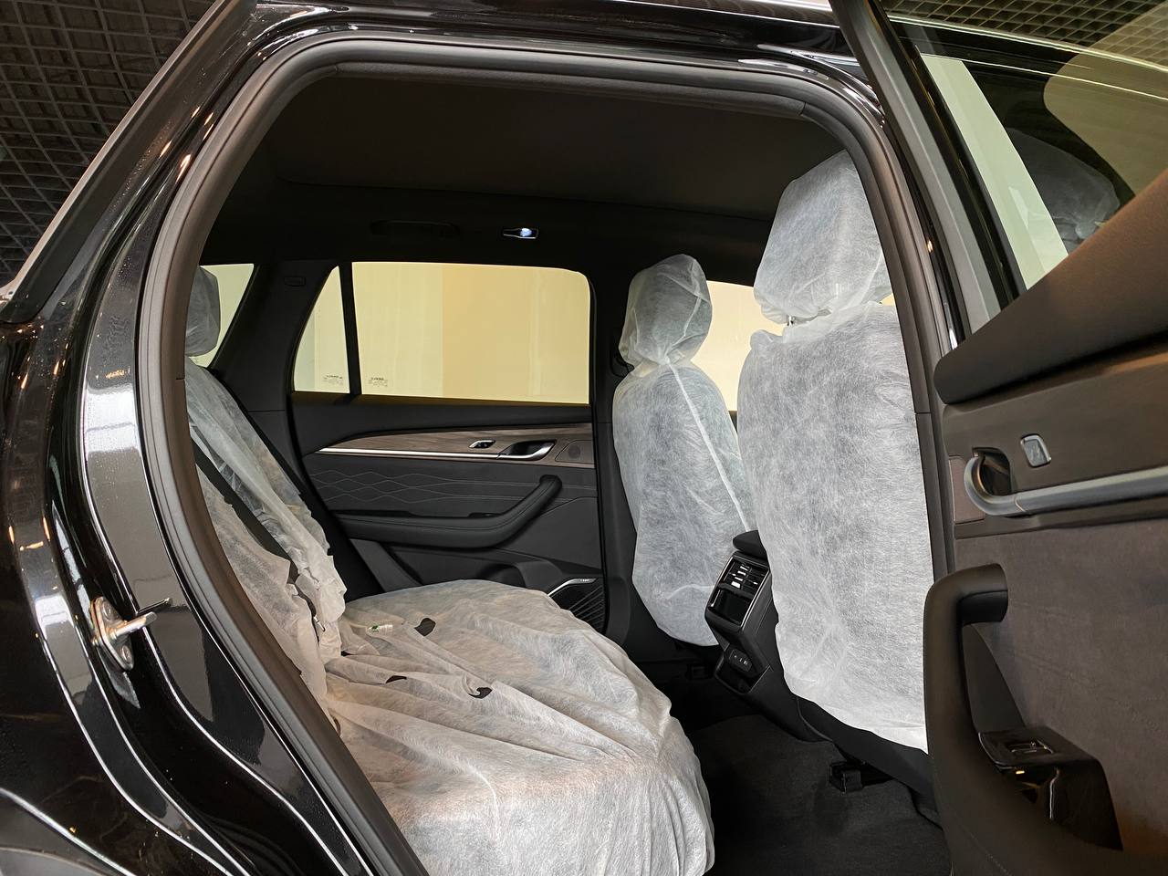 GEELY MONJARO (KX11)