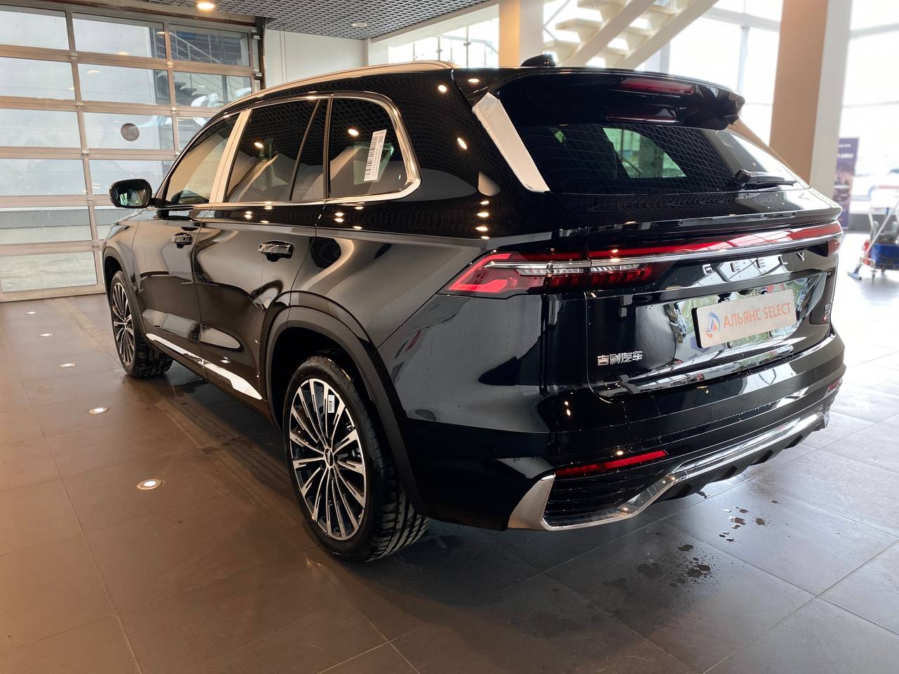 GEELY MONJARO (KX11)
