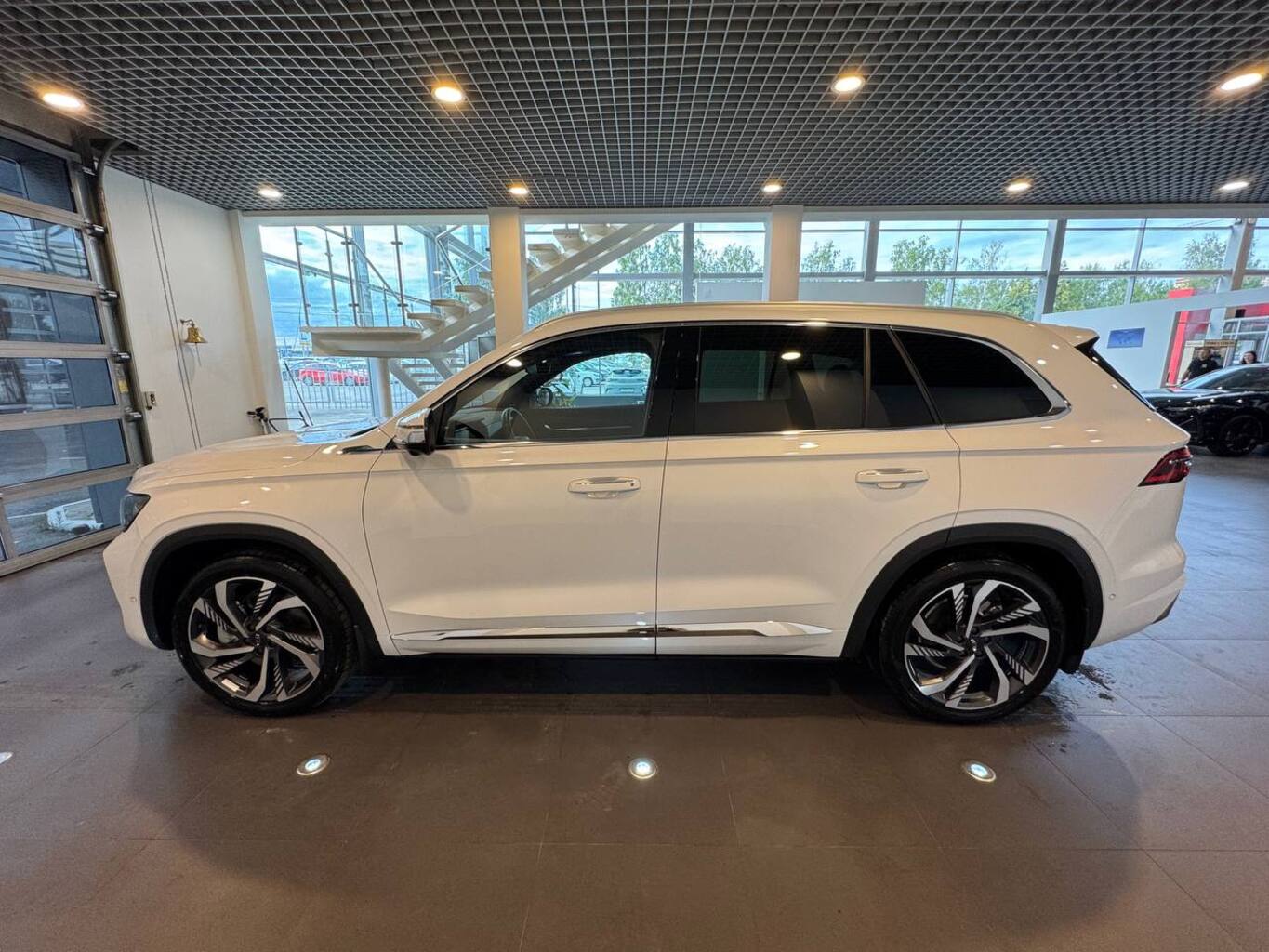 GEELY MONJARO (KX11)