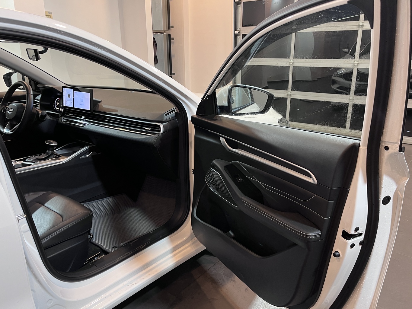 GEELY EMGRAND