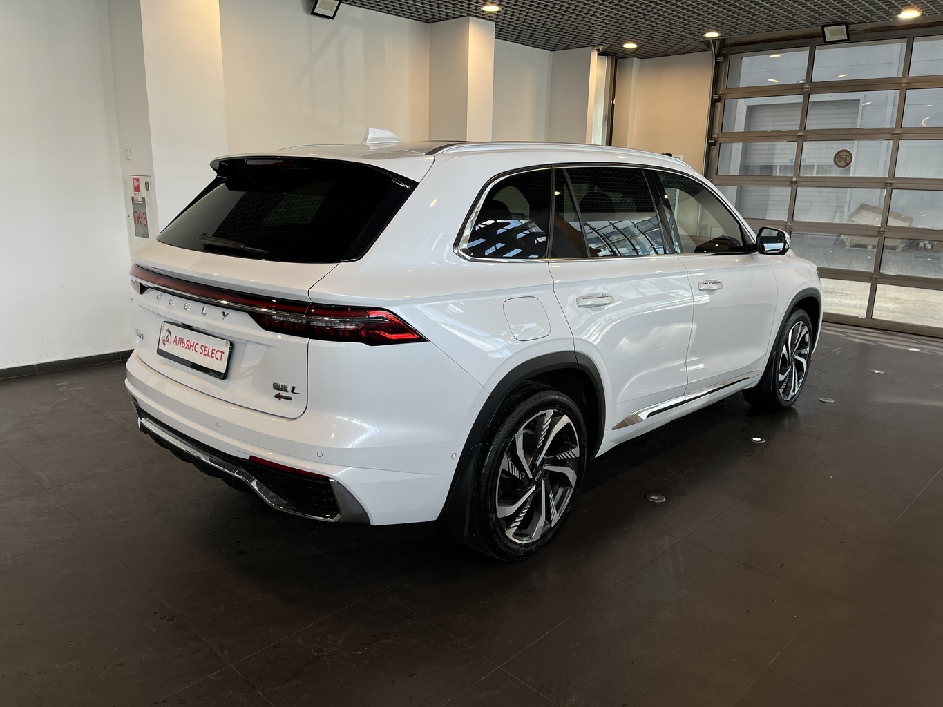 GEELY MONJARO (KX11)
