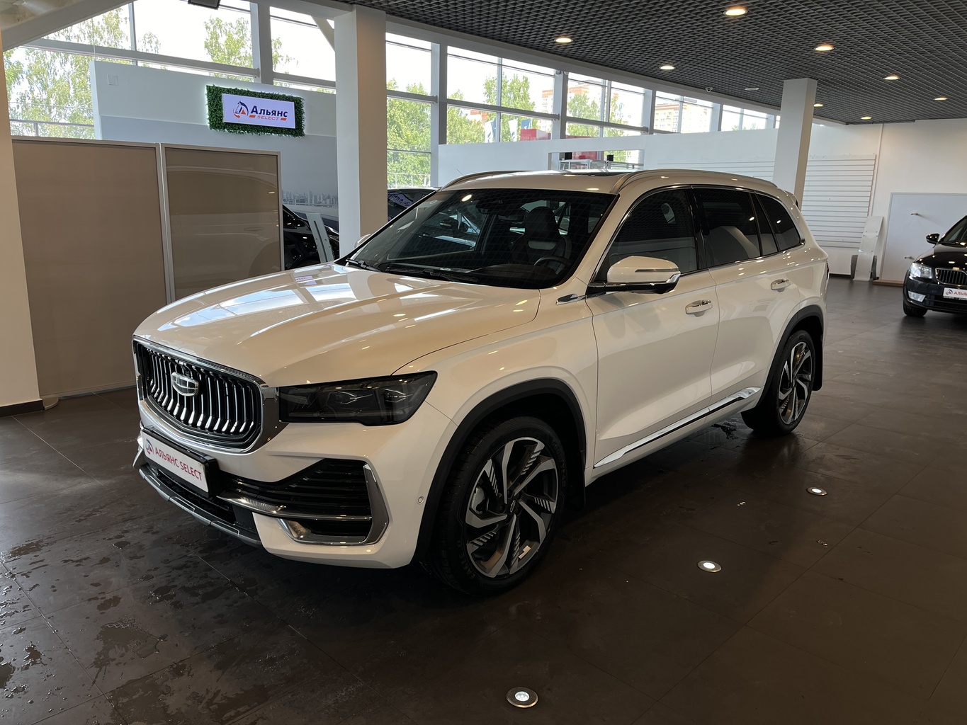 GEELY MONJARO (KX11)