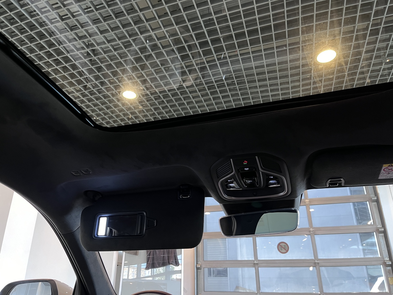 GEELY MONJARO (KX11)
