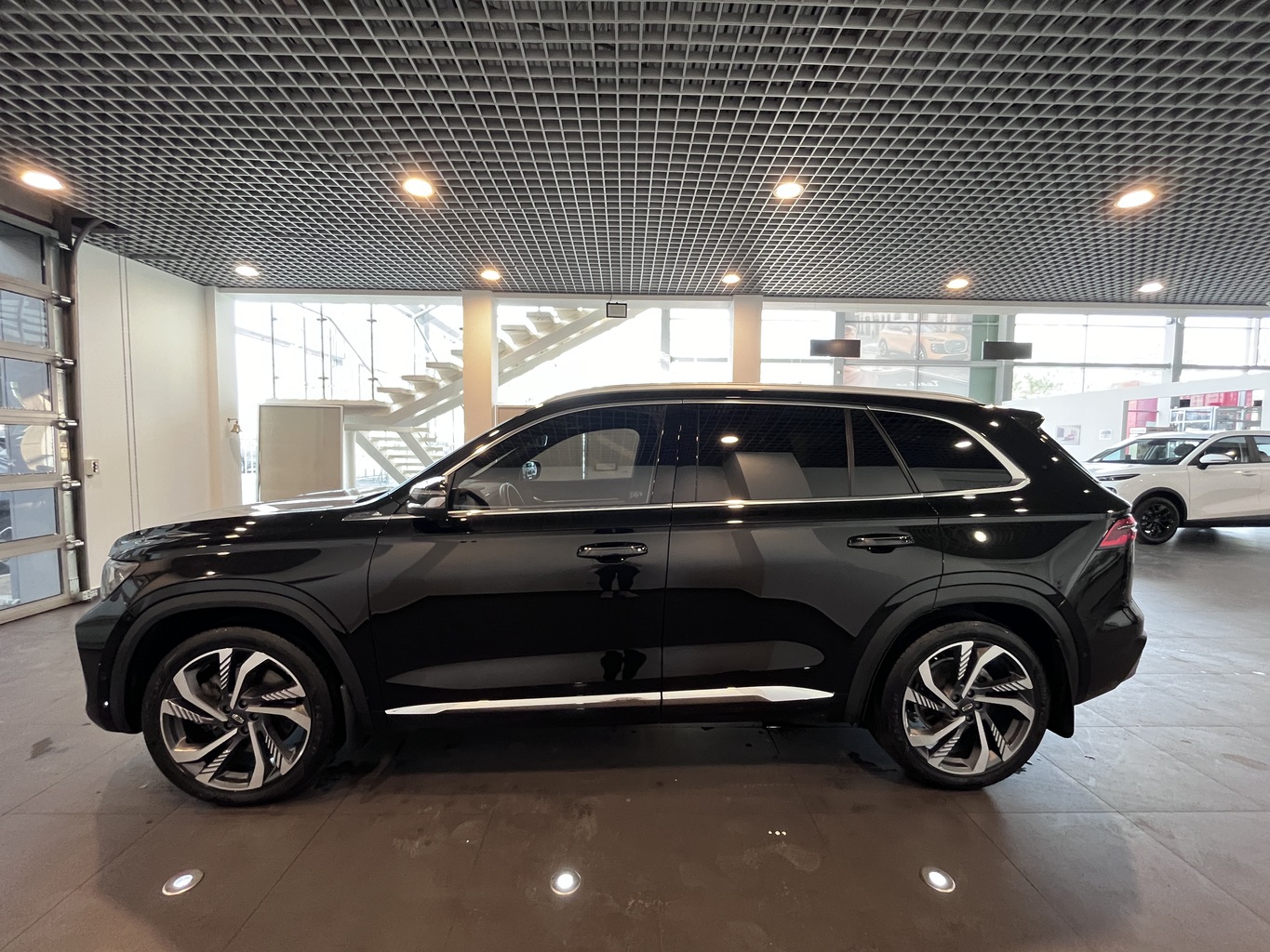 GEELY MONJARO (KX11)