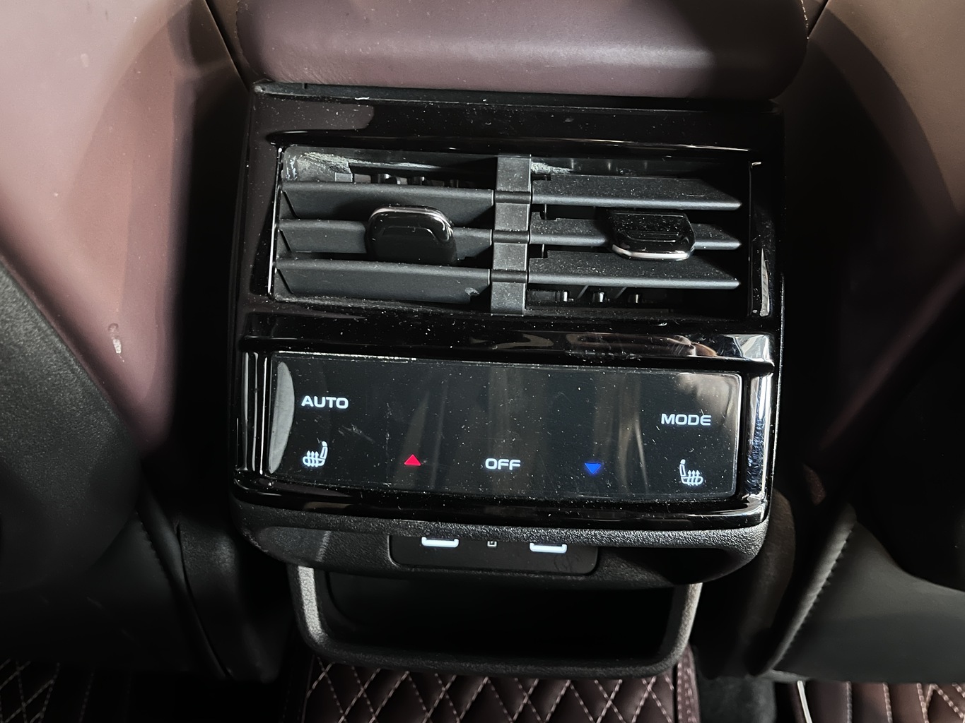 GEELY MONJARO (KX11)