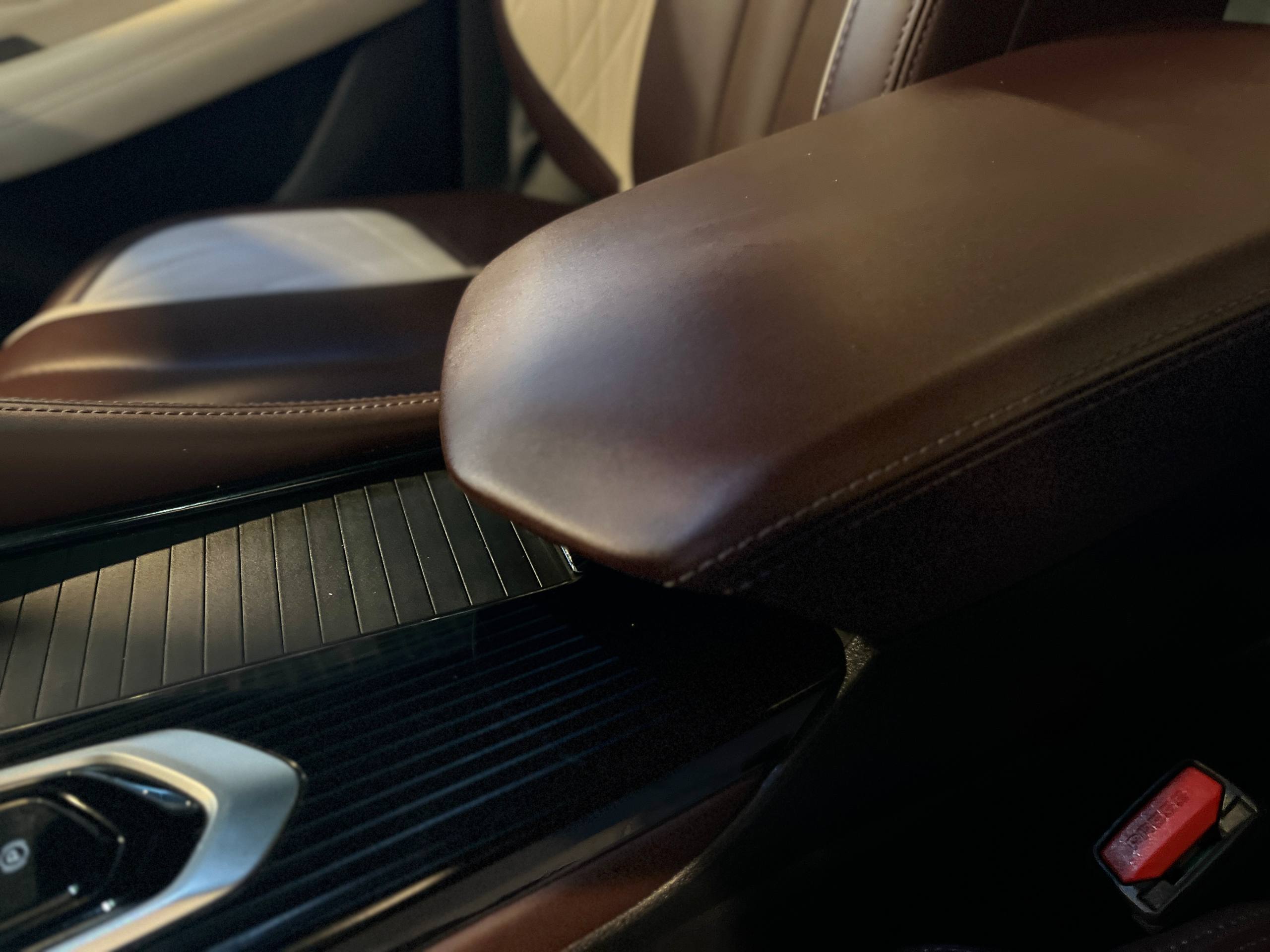 GEELY MONJARO (KX11)