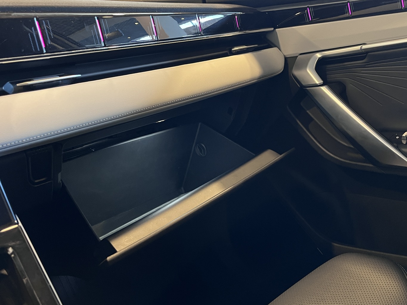 GEELY ATLAS NEW (FX11)