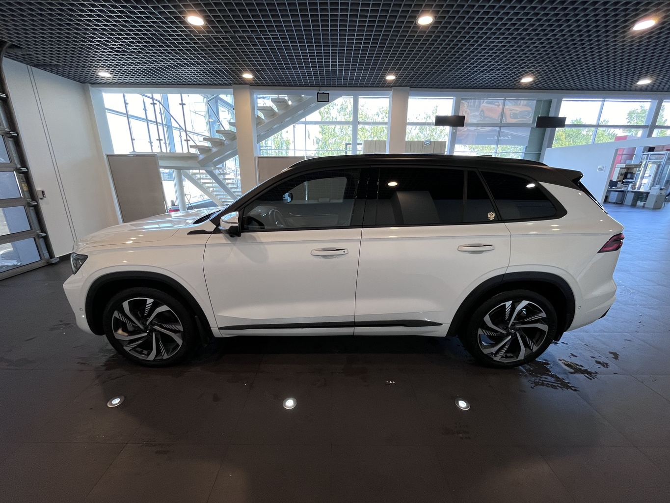 GEELY MONJARO (KX11)