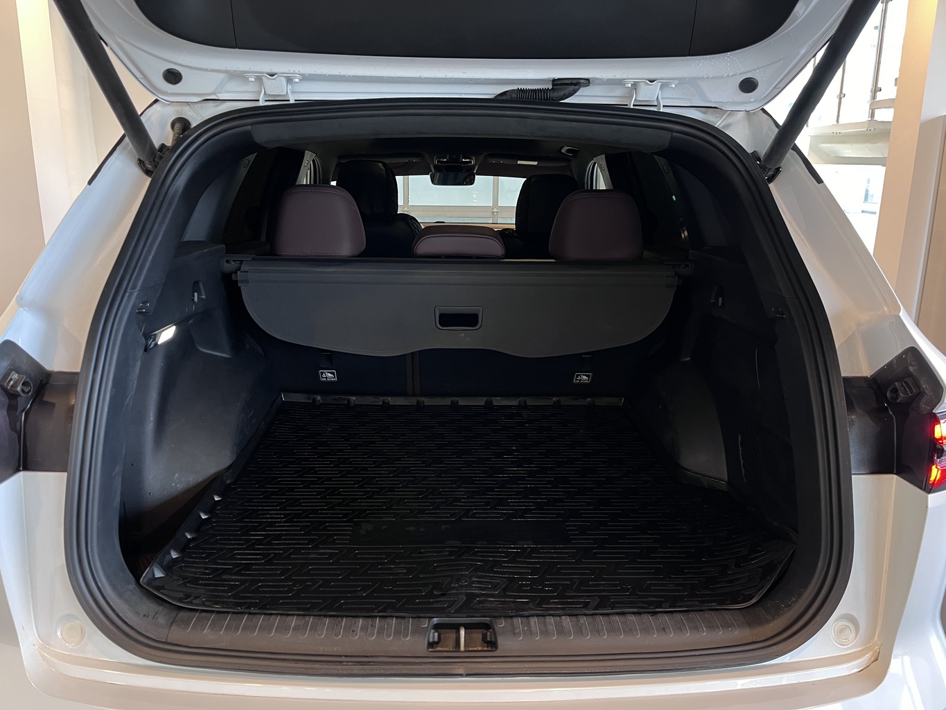 GEELY MONJARO (KX11)