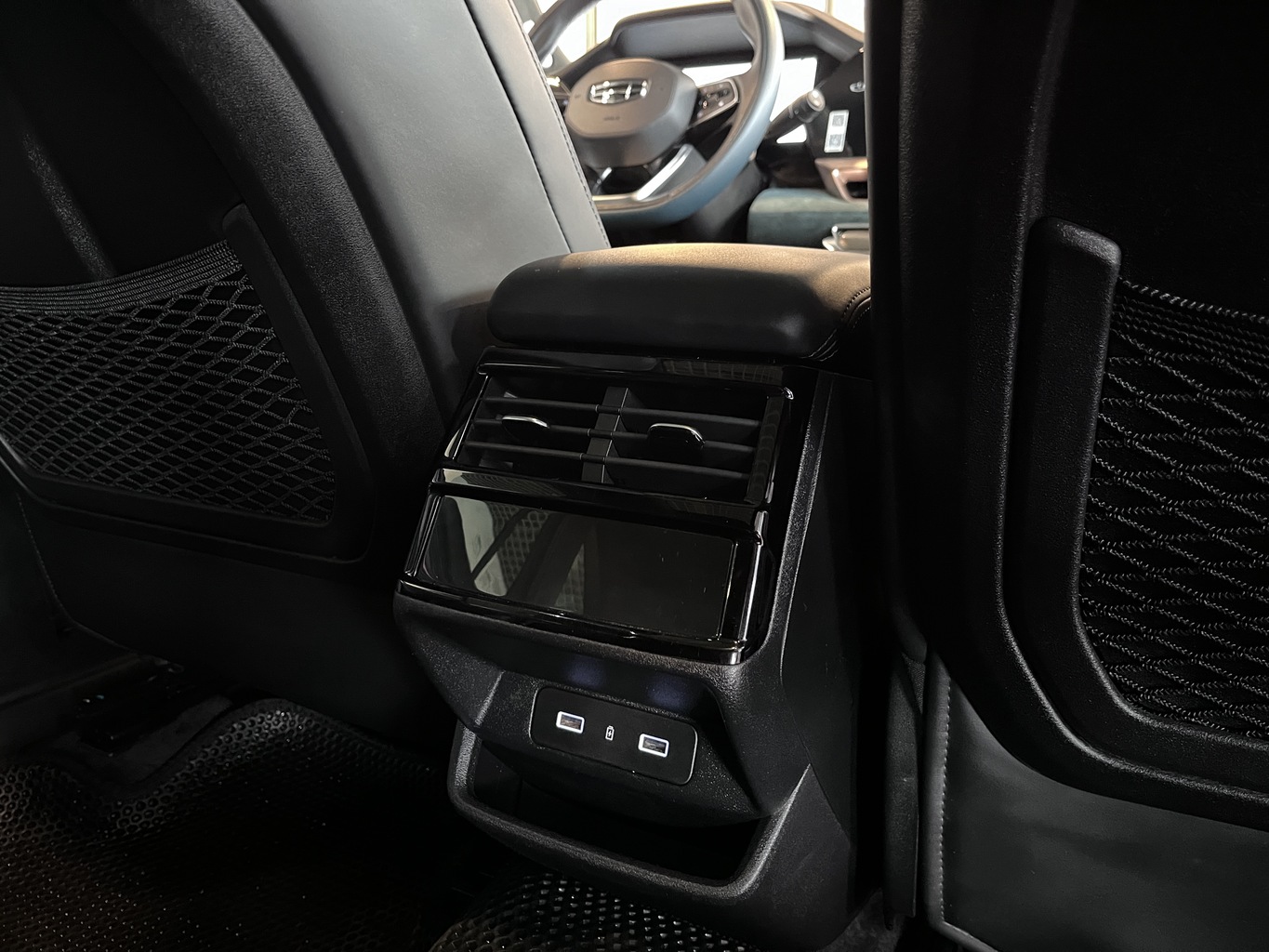 GEELY MONJARO (KX11)